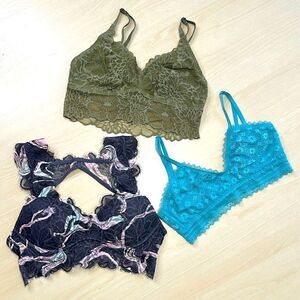 Victoria’s Secret | PINK | Bundle of 3 | XS/S Bralettes | Like New | 1573